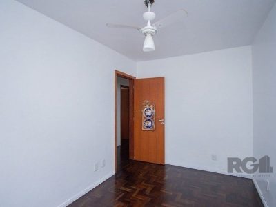 Apartamento à venda com 78m², 3 quartos no bairro Petrópolis em Porto Alegre - Foto 8