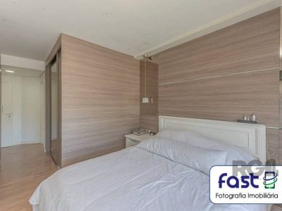 Apartamento à venda com 162m², 3 quartos, 3 suítes, 2 vagas no bairro Jardim do Salso em Porto Alegre - Foto 14