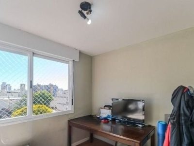 Apartamento à venda com 68m², 2 quartos, 1 vaga no bairro Auxiliadora em Porto Alegre - Foto 14