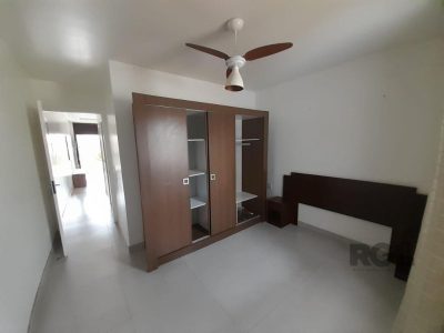 Casa à venda com 75m², 2 quartos, 1 suíte, 4 vagas no bairro Zona Norte em Capão da Canoa - Foto 6