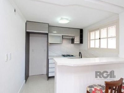 Casa à venda com 229m², 3 quartos, 2 vagas no bairro Tristeza em Porto Alegre - Foto 8