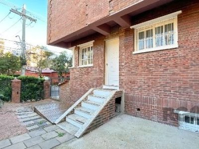 Casa à venda com 229m², 3 quartos, 2 vagas no bairro Tristeza em Porto Alegre - Foto 39