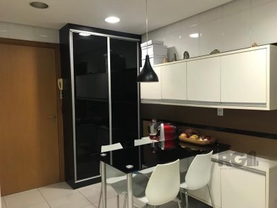 Apartamento à venda com 150m², 3 quartos, 1 suíte, 2 vagas no bairro Jardim Itu em Porto Alegre - Foto 15