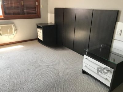 Apartamento à venda com 150m², 3 quartos, 1 suíte, 2 vagas no bairro Jardim Itu em Porto Alegre - Foto 7