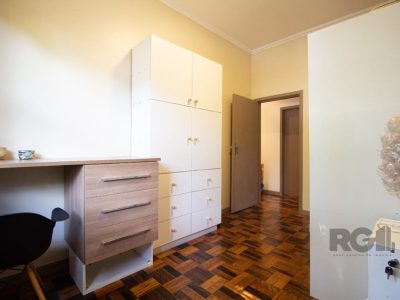 Apartamento à venda com 81m², 3 quartos, 1 suíte, 3 vagas no bairro Petrópolis em Porto Alegre - Foto 13