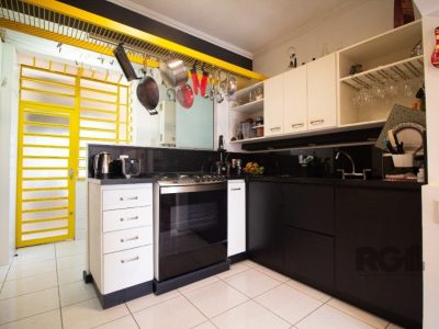 Apartamento à venda com 81m², 3 quartos, 1 suíte, 3 vagas no bairro Petrópolis em Porto Alegre - Foto 5