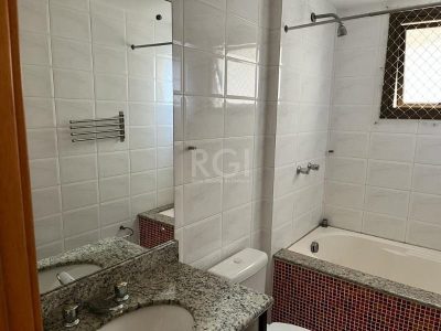 Apartamento à venda com 87m², 3 quartos, 1 suíte, 1 vaga no bairro Passo d'Areia em Porto Alegre - Foto 48