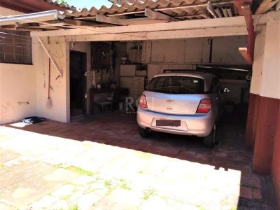 Casa à venda com 180m², 3 quartos, 6 vagas no bairro Cristal em Porto Alegre - Foto 23