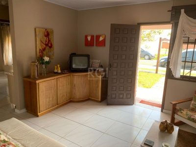 Casa à venda com 80m², 2 quartos, 2 vagas no bairro Jardim Beira Mar em Capão da Canoa - Foto 6