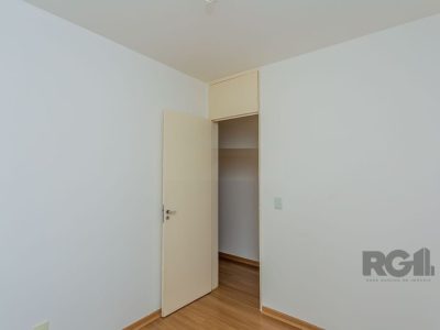 Apartamento à venda com 67m², 3 quartos, 1 suíte, 2 vagas no bairro Tristeza em Porto Alegre - Foto 12