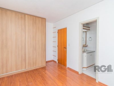 Cobertura à venda com 243m², 4 quartos, 2 suítes, 2 vagas no bairro Santana em Porto Alegre - Foto 14