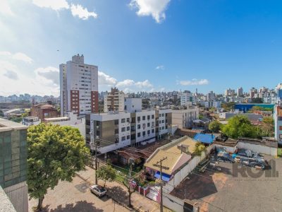 Cobertura à venda com 243m², 4 quartos, 2 suítes, 2 vagas no bairro Santana em Porto Alegre - Foto 38