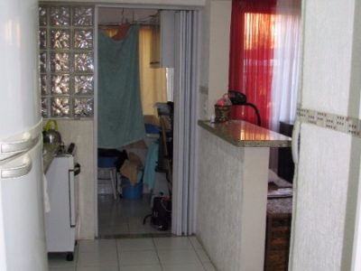 Apartamento à venda com 105m², 3 quartos, 1 suíte, 1 vaga no bairro Medianeira em Porto Alegre - Foto 3