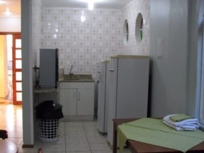 Apartamento à venda com 105m², 3 quartos, 1 suíte, 1 vaga no bairro Medianeira em Porto Alegre - Foto 4