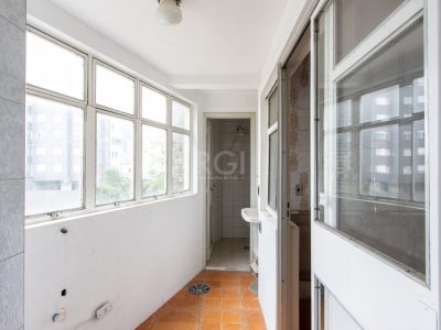 Apartamento à venda com 126m², 3 quartos, 1 suíte, 2 vagas no bairro Santa Tereza em Porto Alegre - Foto 16