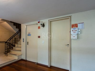 Apartamento à venda com 126m², 3 quartos, 1 suíte, 2 vagas no bairro Santa Tereza em Porto Alegre - Foto 4