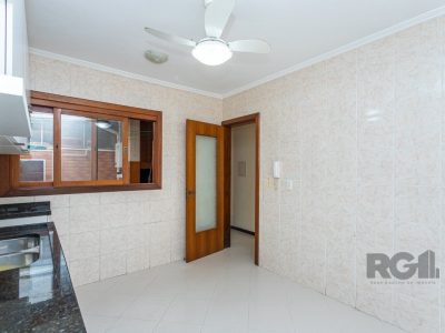 Casa à venda com 105m², 3 quartos, 1 suíte, 1 vaga no bairro Cristal em Porto Alegre - Foto 12