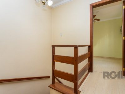 Casa à venda com 105m², 3 quartos, 1 suíte, 1 vaga no bairro Cristal em Porto Alegre - Foto 28