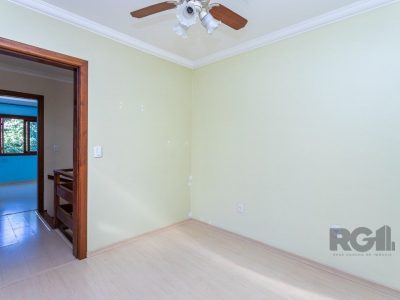 Casa à venda com 105m², 3 quartos, 1 suíte, 1 vaga no bairro Cristal em Porto Alegre - Foto 31