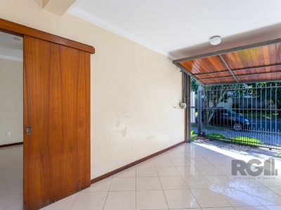 Casa à venda com 105m², 3 quartos, 1 suíte, 1 vaga no bairro Cristal em Porto Alegre - Foto 35