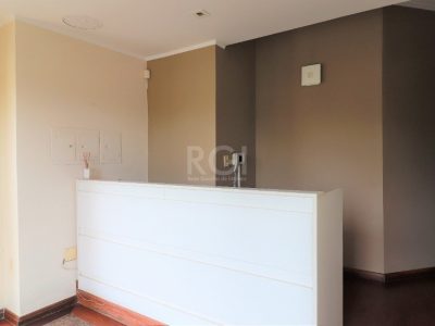 Casa à venda com 199m², 4 quartos, 1 suíte, 2 vagas no bairro Petrópolis em Porto Alegre - Foto 5