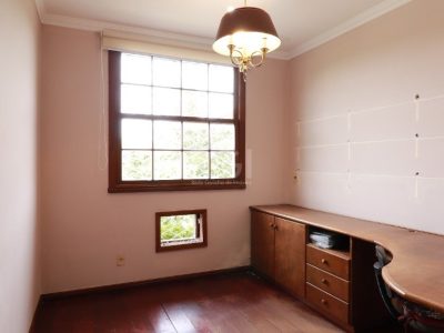 Casa à venda com 199m², 4 quartos, 1 suíte, 2 vagas no bairro Petrópolis em Porto Alegre - Foto 13