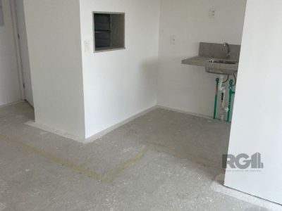 Apartamento à venda com 67m², 3 quartos, 1 suíte, 2 vagas no bairro Glória em Porto Alegre - Foto 2