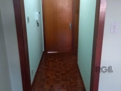 Apartamento à venda com 84m², 3 quartos, 1 vaga no bairro Petrópolis em Porto Alegre - Foto 3