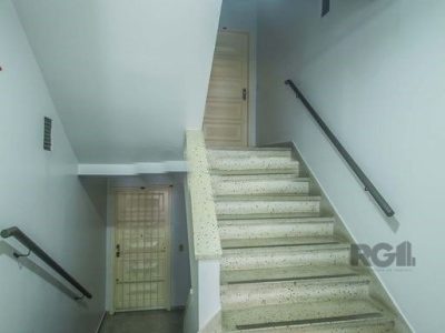 Apartamento à venda com 69m², 2 quartos, 1 vaga no bairro Auxiliadora em Porto Alegre - Foto 16