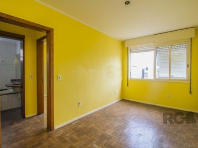 Apartamento à venda com 69m², 2 quartos, 1 vaga no bairro Auxiliadora em Porto Alegre - Foto 2