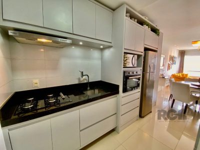 Apartamento à venda com 62m², 2 quartos, 1 suíte, 1 vaga no bairro Centro em Capão da Canoa - Foto 12