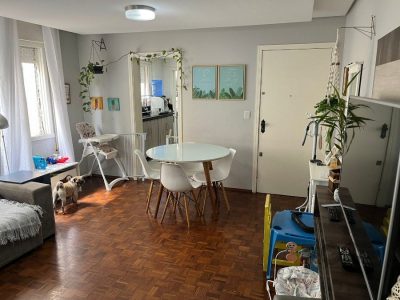 Apartamento à venda com 78m², 2 quartos, 1 vaga no bairro Petrópolis em Porto Alegre - Foto 2