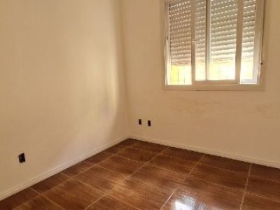 Casa à venda com 110m², 3 quartos, 2 vagas no bairro Ipanema em Porto Alegre - Foto 8