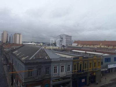 Apartamento à venda com 91m², 2 quartos no bairro Centro Histórico em Porto Alegre - Foto 3