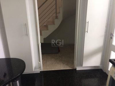 Cobertura à venda com 248m², 3 quartos, 1 suíte, 2 vagas no bairro Mont Serrat em Porto Alegre - Foto 9