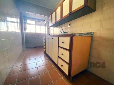 Apartamento à venda com 75m², 2 quartos, 1 vaga no bairro Jardim Botânico em Porto Alegre - Foto 9