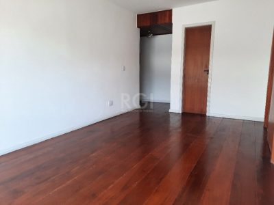 Apartamento à venda com 80m², 2 quartos, 1 vaga no bairro Moinhos de Vento em Porto Alegre - Foto 2