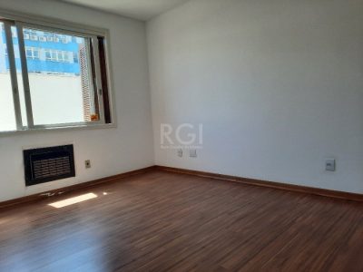 Apartamento à venda com 80m², 2 quartos, 1 vaga no bairro Moinhos de Vento em Porto Alegre - Foto 3