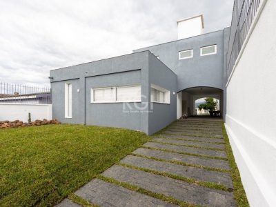 Casa à venda com 350m², 3 quartos, 1 suíte, 2 vagas no bairro Tristeza em Porto Alegre - Foto 3