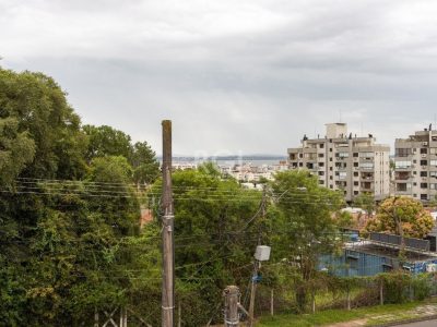 Casa à venda com 350m², 3 quartos, 1 suíte, 2 vagas no bairro Tristeza em Porto Alegre - Foto 26