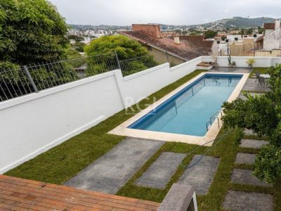 Casa à venda com 350m², 3 quartos, 1 suíte, 2 vagas no bairro Tristeza em Porto Alegre - Foto 35