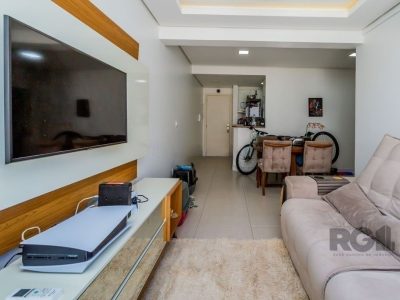 Apartamento à venda com 87m², 2 quartos, 1 suíte, 1 vaga no bairro Santana em Porto Alegre - Foto 3