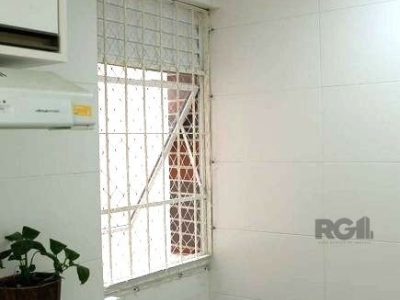 Apartamento à venda com 87m², 2 quartos, 1 suíte, 1 vaga no bairro Santana em Porto Alegre - Foto 16