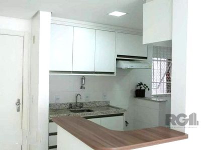 Apartamento à venda com 87m², 2 quartos, 1 suíte, 1 vaga no bairro Santana em Porto Alegre - Foto 13