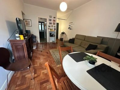 Apartamento à venda com 64m², 2 quartos, 1 vaga no bairro Três Figueiras em Porto Alegre - Foto 2