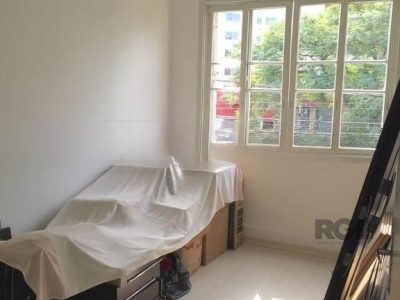 Apartamento à venda com 70m², 3 quartos no bairro Floresta em Porto Alegre - Foto 10