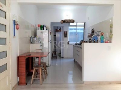 Apartamento à venda com 75m², 2 quartos no bairro Menino Deus em Porto Alegre - Foto 7