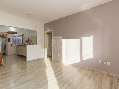 Apartamento à venda com 75m², 2 quartos no bairro Menino Deus em Porto Alegre - Foto 4