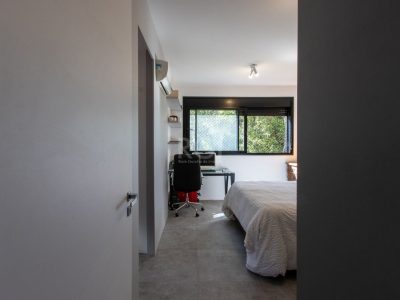 Apartamento à venda com 146m², 3 quartos, 3 suítes, 3 vagas no bairro Ipanema em Porto Alegre - Foto 32