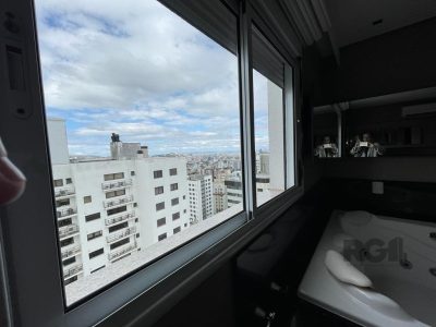 Apartamento à venda com 152m², 2 quartos, 1 suíte, 2 vagas no bairro Bela Vista em Porto Alegre - Foto 8